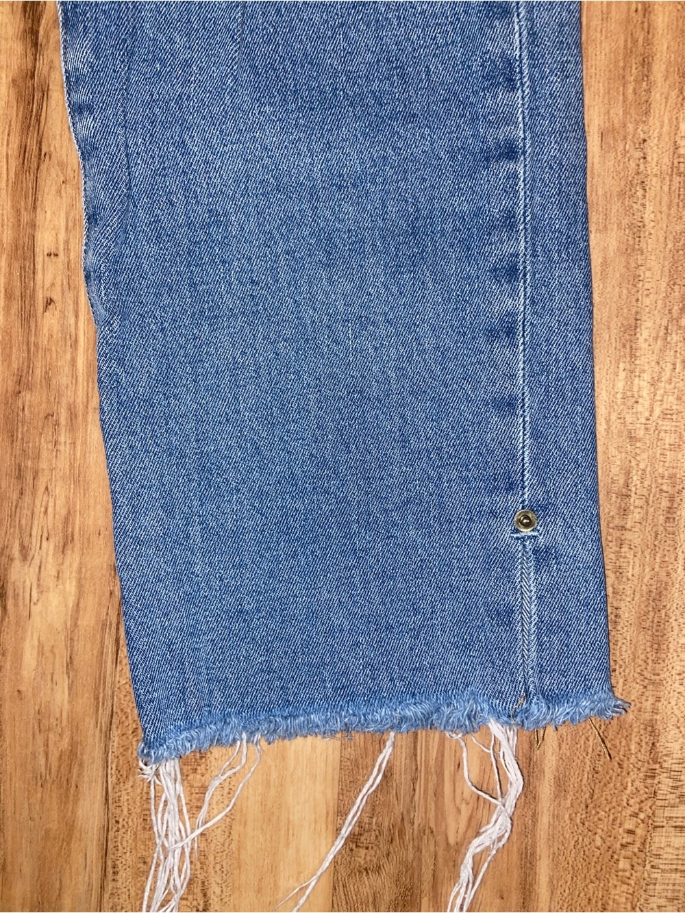 Frame Denim Le High Straight Medium Blue Cropped Distressed Jeans Raw Hem - Picture 3 of 10